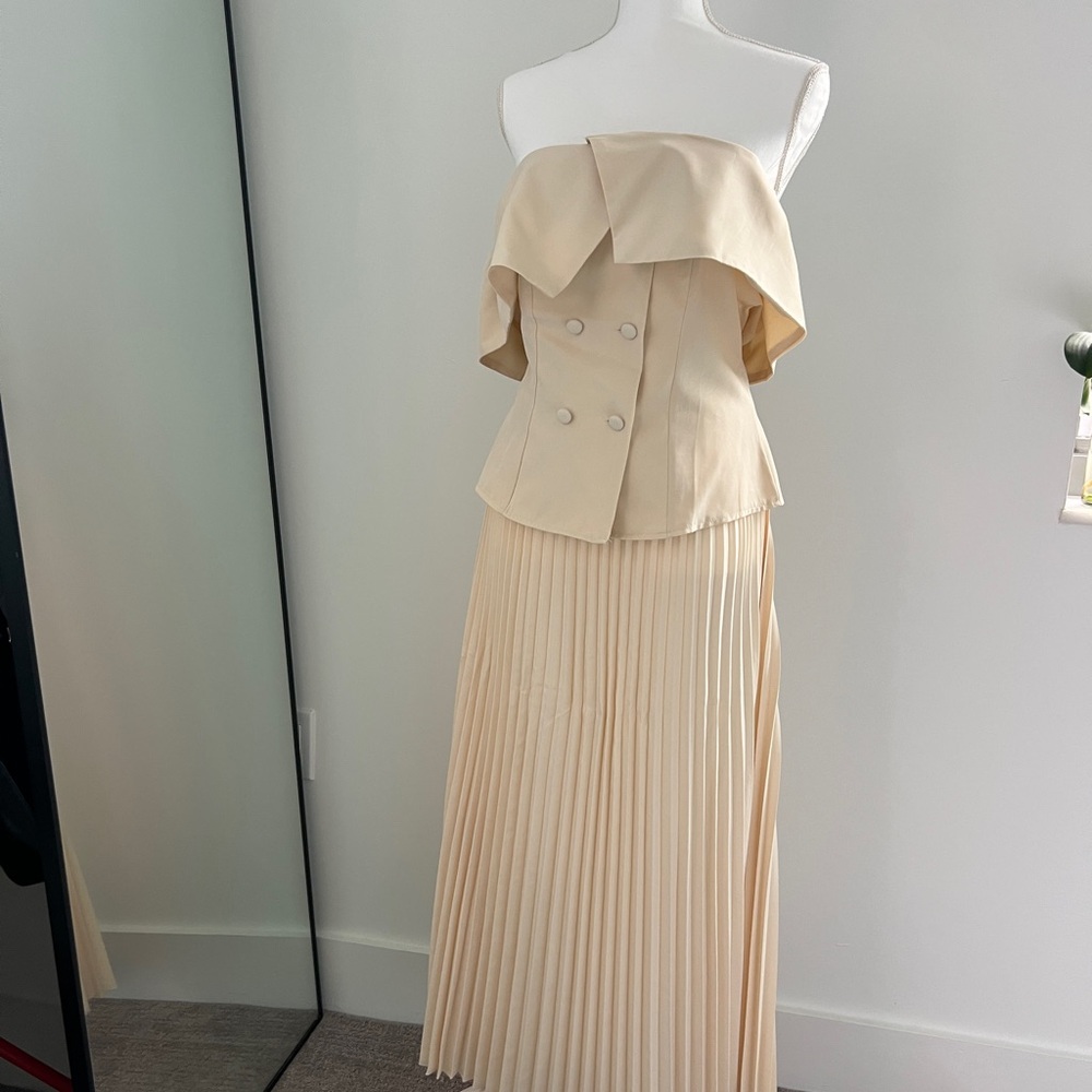 Cream Off-Shoulder Skirt Set